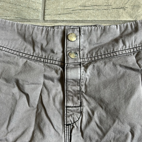 Quiksilver shorts - Picture 3 of 6